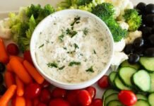 Creamy Garlic Herb Veggie Dip