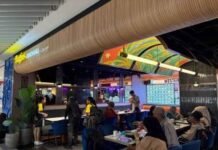 SG’s first fully halal-certified food court has mala & roti dumplings