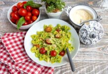 Farfalle With Arugula Pesto Sauce