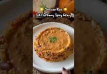 Mexican Rice with Cream Spicy Sauce🌶️✨!! #traveliciousbites513 #easyrecipes #mexicanfood #ytshorts