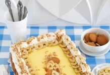 Banana Pudding Sheet Cake (Grocery Store Bakery Copycat)