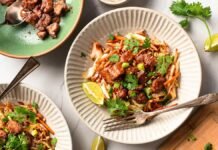 High-Protein Cabbage Stir Fry with Crispy Tofu