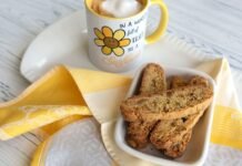 Olive Oil Pistachio Biscotti | Italian Food Forever