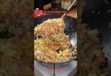 EASY EGG FRIED RICE WITH SHRIMP RECIPE #recipe #cooking #chinesefood #eggfriedrice #friedrice