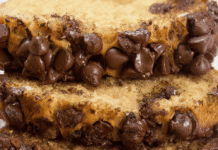 Healthy Banana Bread – 100 Calories (No Oil Required!)