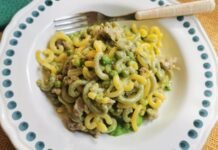 Gramigna Pasta with Italian Sausage, Peas and Cream. – The Pasta Project