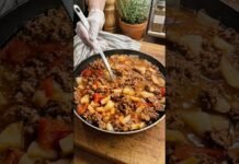 Mexican Ground Beef & Potato Skillet (Picadillo) ✨ #easyrecipes #recipe #cooking #food