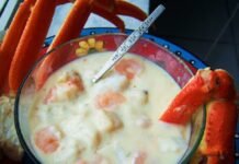 Italian White or Red Seafood Chowder