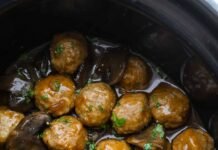 Slow Cooker Salisbury Steak Meatballs